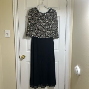 Elegant Black and Lace Evening Gown